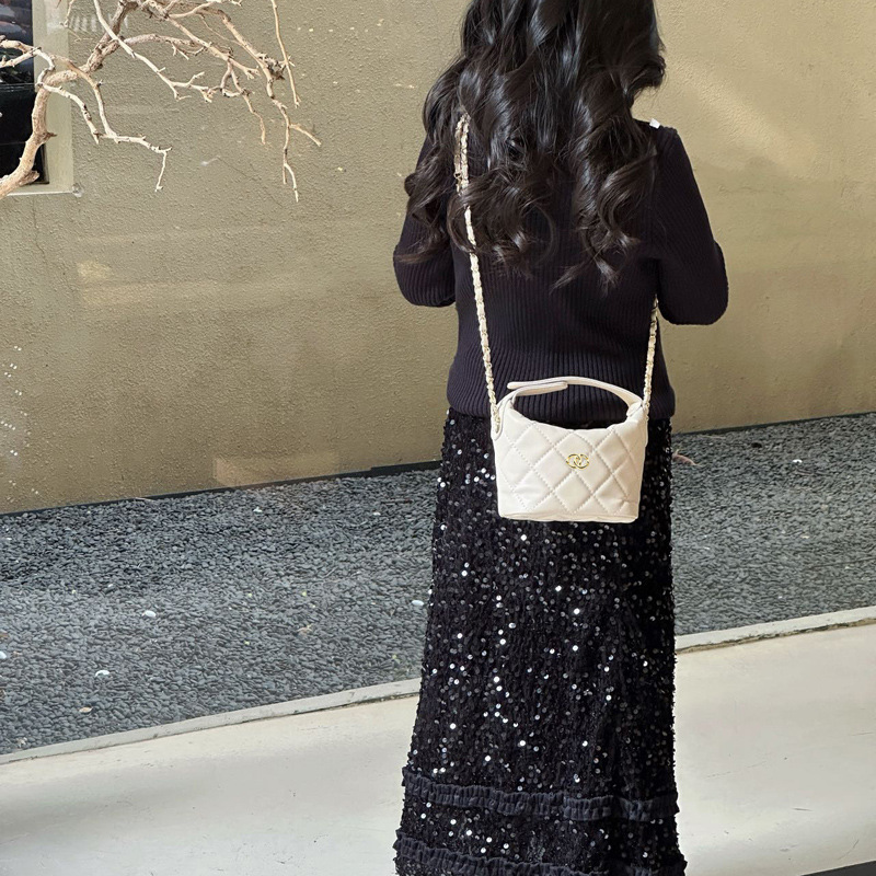 Bolsa de hombro de moda coreana para hombres y mujeres, bolsas de almuerzo de cadena simple para bebés de color sólido 2026 nuevas bolsas para niños