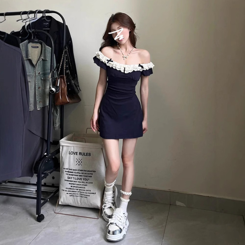 Lace Stitching Hot Girl dress Hollow-out Design Sense Summer Socialite Pure Desire Style Women's Summer New Arrival Skirt