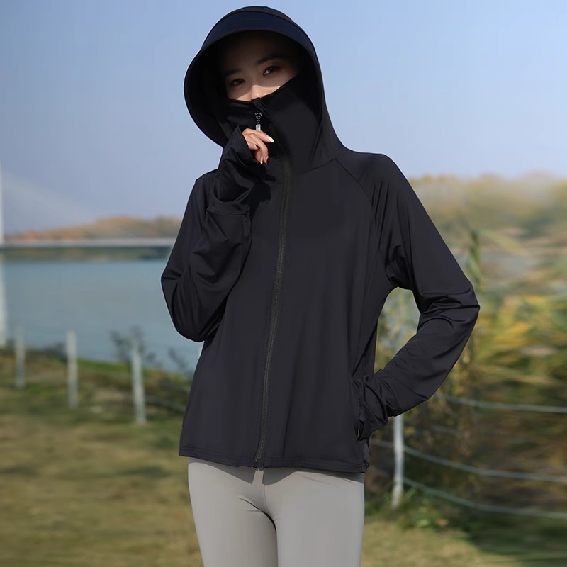 大きなつばの女性用日焼け止め服 2025 新しい抗 UV 夏ルーズアイスシルク氷の感触軽量日焼け止め服|undefined