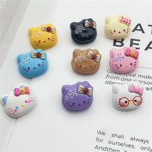 新款塑料彩印KT猫纽扣童装女装针织衫开衫外套洞洞鞋装饰手鏠纽扣