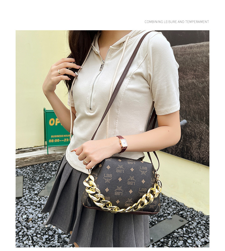 Xiaoxiangfeng handbag 2023 new mobile phone bag crossbody bag women's large capacity cosmetic bag printed shoulder bag_voghion.com