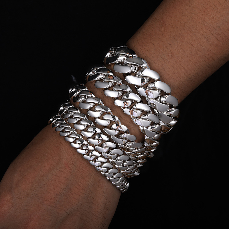 Large Cuban Chain Bracelets Style Gold Electroplated Copper Zircon Inlaid Various Sizes And Widths_voghion.com