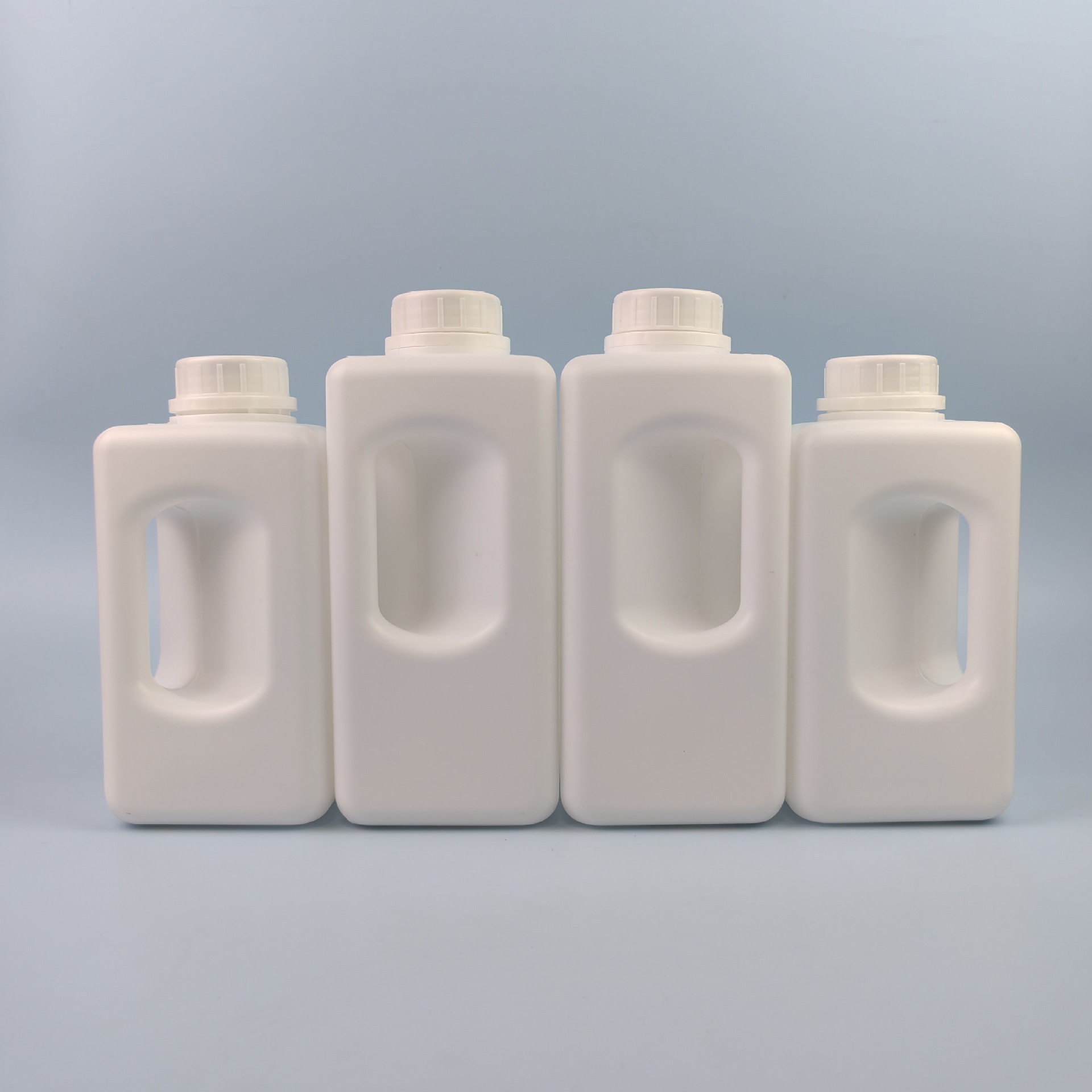 厂家生产新瓶型1升800ml液体把手日化瓶化工大口粉剂桶清洁剂瓶