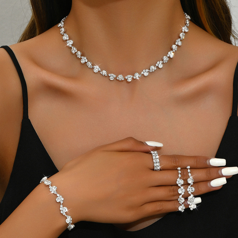 Cross-Border New Bridal Jewelry Set, Fashionable Full Diamond Cat Claw Necklace, Earrings, Ring, Bracelet, Jewelry Accessories Wholesale Cross-Border New Bridal Jewelry Set, Fashionable Full Diamond Cat Claw Necklace, Earrings, Ring, Bracelet, Jewelry Accessories Wholesale