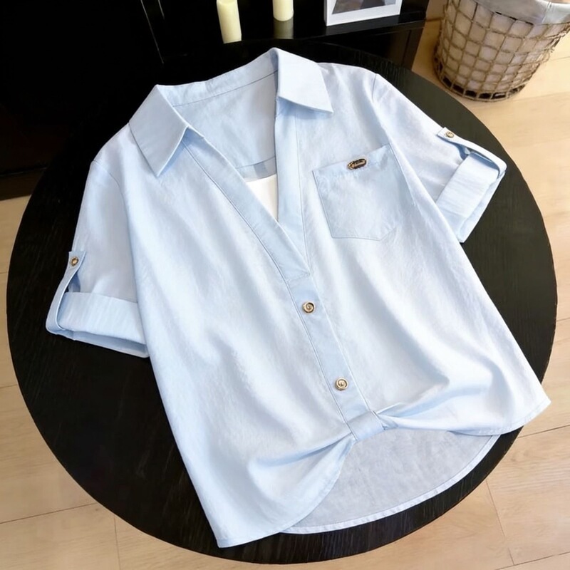 Fake Two-Piece Polo Collar Three-Quarter Sleeve Shirt for Women, Spring and Summer French Style, Youthful and Chic, Unique Top for Wearing Alone Fake Two-Piece Polo Collar Three-Quarter Sleeve Shirt for Women, Spring and Summer French Style, Youthful and Chic, Unique Top for Wearing Alone