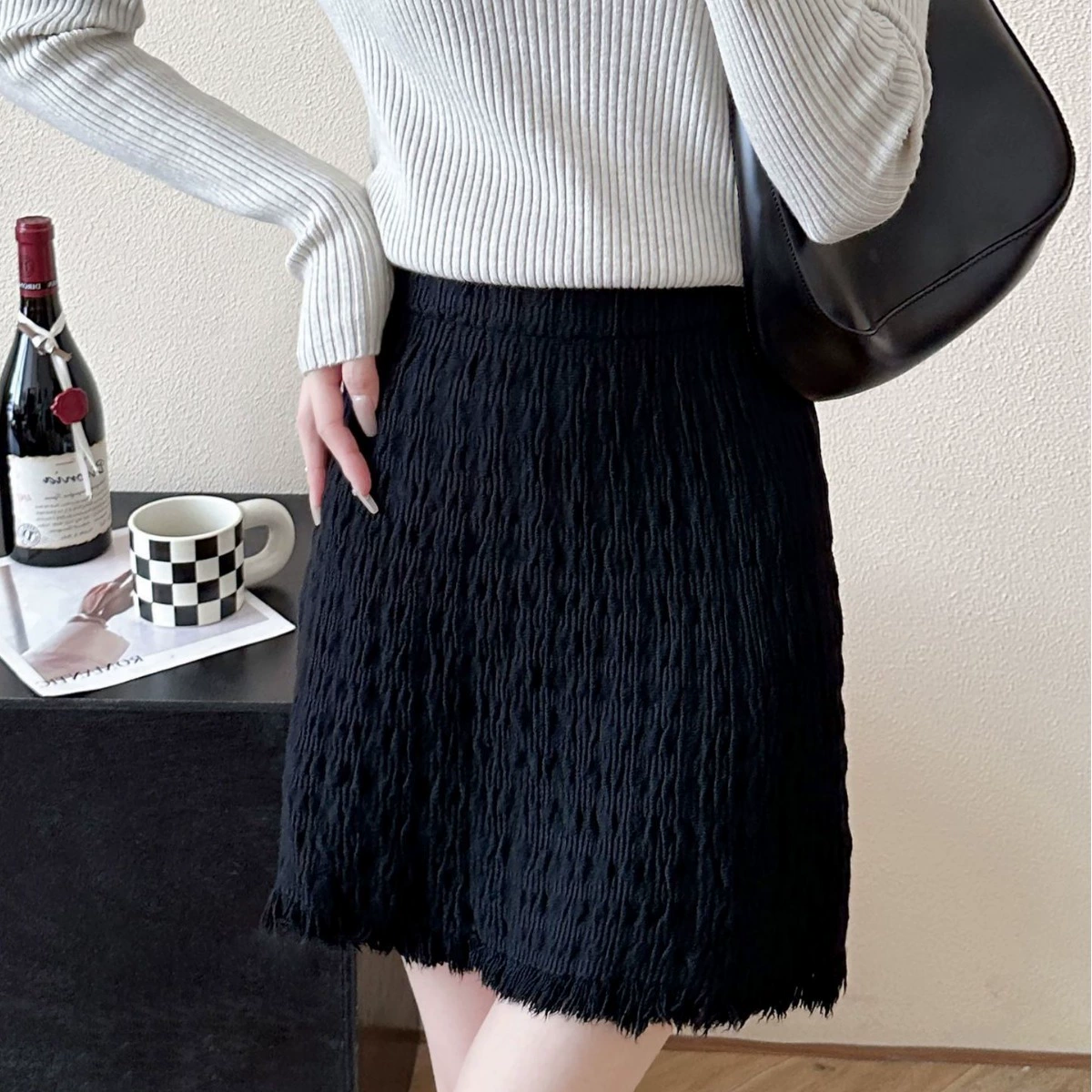 Трикотажная юбка с бюстом женская бахрома дикая юбка с бедрами 2024 осень, зима, весна, короткая юбка с высокой талией