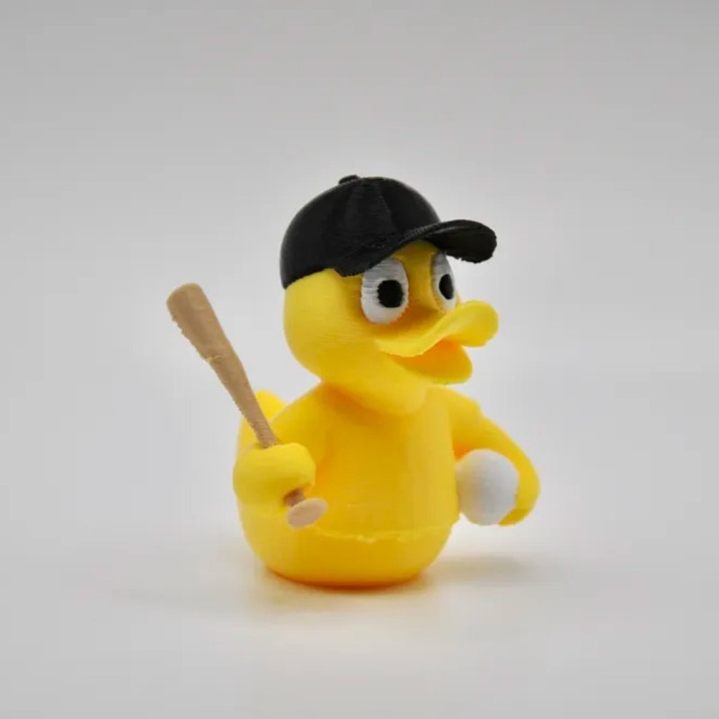 3Dプリントされた野球をするアヒルの置物 - かわいいアヒルの装飾品、家庭用テレビキャビネットに最適|undefined