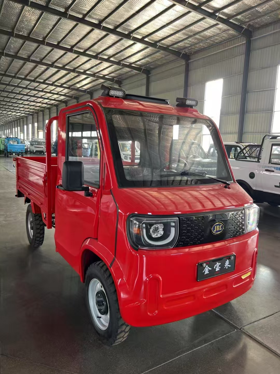 Four-Wheel Electric Vehicle for Agricultural Use, Cargo Transport, and Personal Transportation; Dual-Fuel Pickup Truck; Dual-Fuel Four-Wheel Electric Vehicle