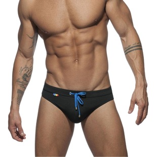 UXH men's European foreign trade fashion rainbow element triangle sexy swimming trunks simple sexy bikini swimsuit