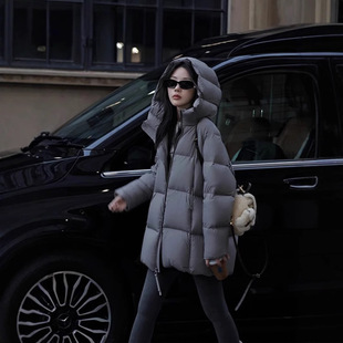 2025 New Solid Color Autumn and Winter Warm Three-Dimensional down Jacket Hooded Short Small Bread Jacket Cotton Jacket