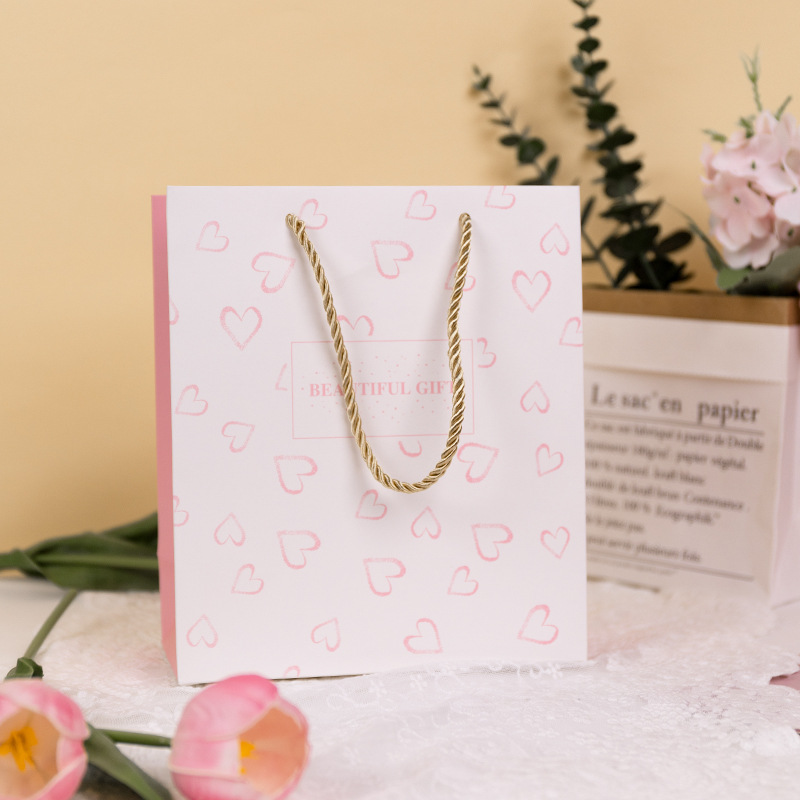 Explosiones de arco en stock caja de regalo para novia caja de regalo cuadrada caja de cumpleaños lápiz labial caja de embalaje de cosméticos al por mayor