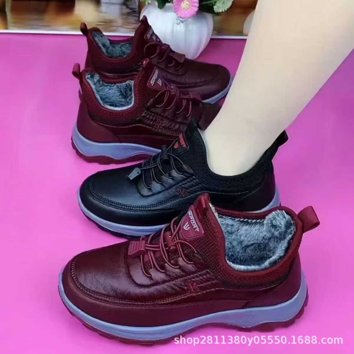 2024冬季新款中老年妈妈棉鞋加绒加厚女士棉靴保暖女棉鞋一件代发