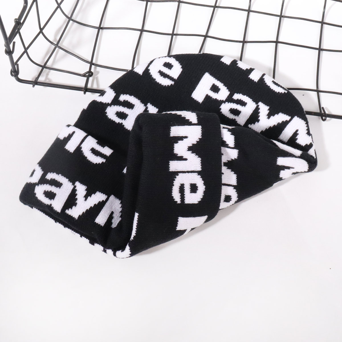 Unisex Letter double-sided flanged knitted hat trend fashion autumn and winter outdoor sports cold protection and warmth_voghion.com
