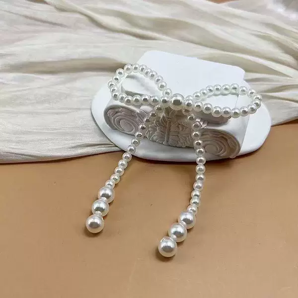 Cross-border pearl bow decorative garland, cabinet Christmas tree ornament, gift box, clothing, shoes, socks, bag decoration