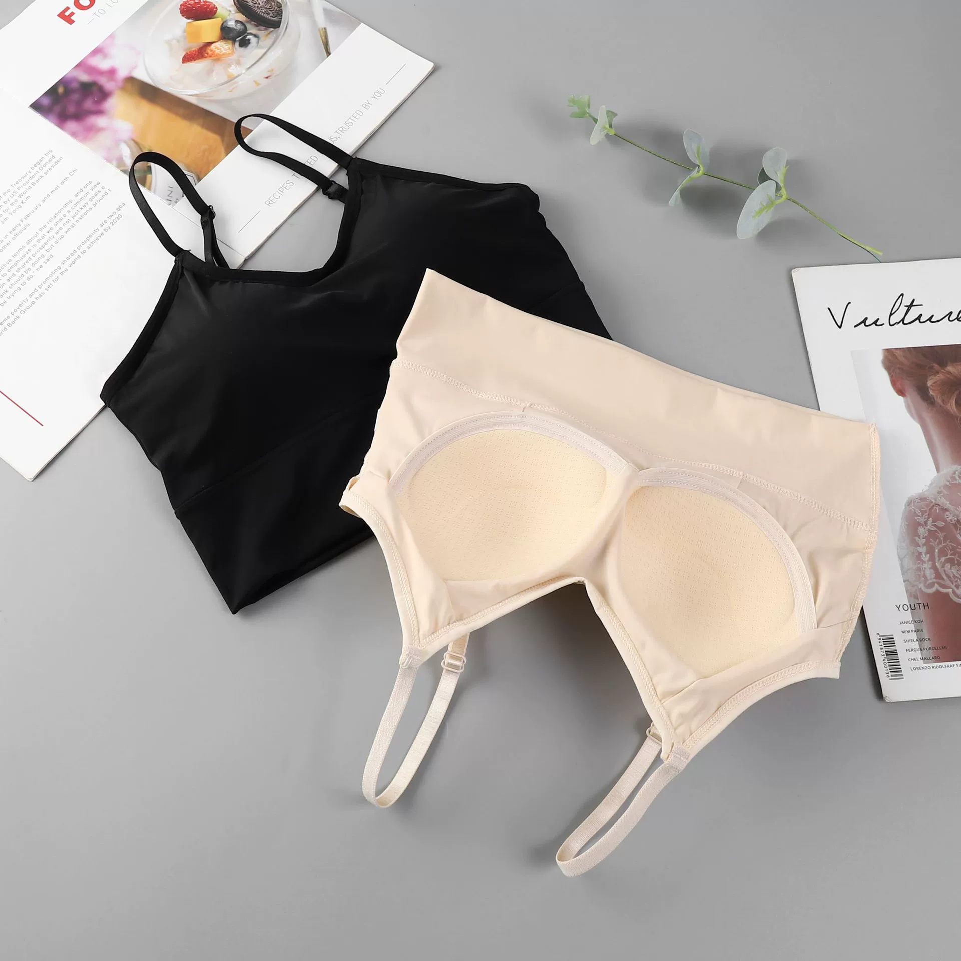 Silk adjustable breast pads, straps, protective underware, wireless bra, beautiful back, clips included, backless