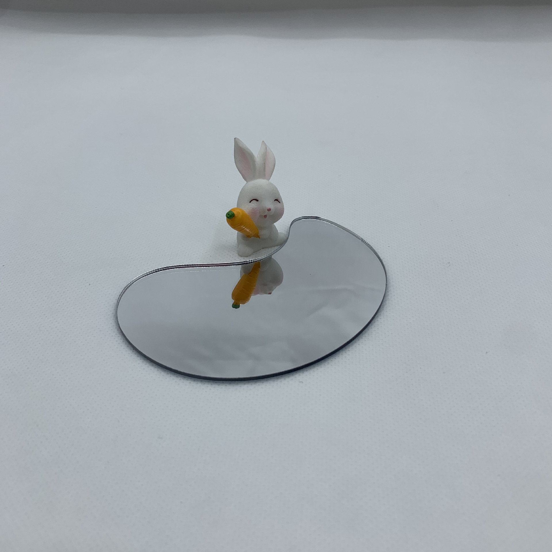 亚克力镜加定各种形状异形厚度PMMA镜面打孔化妆创意亚克力镜子