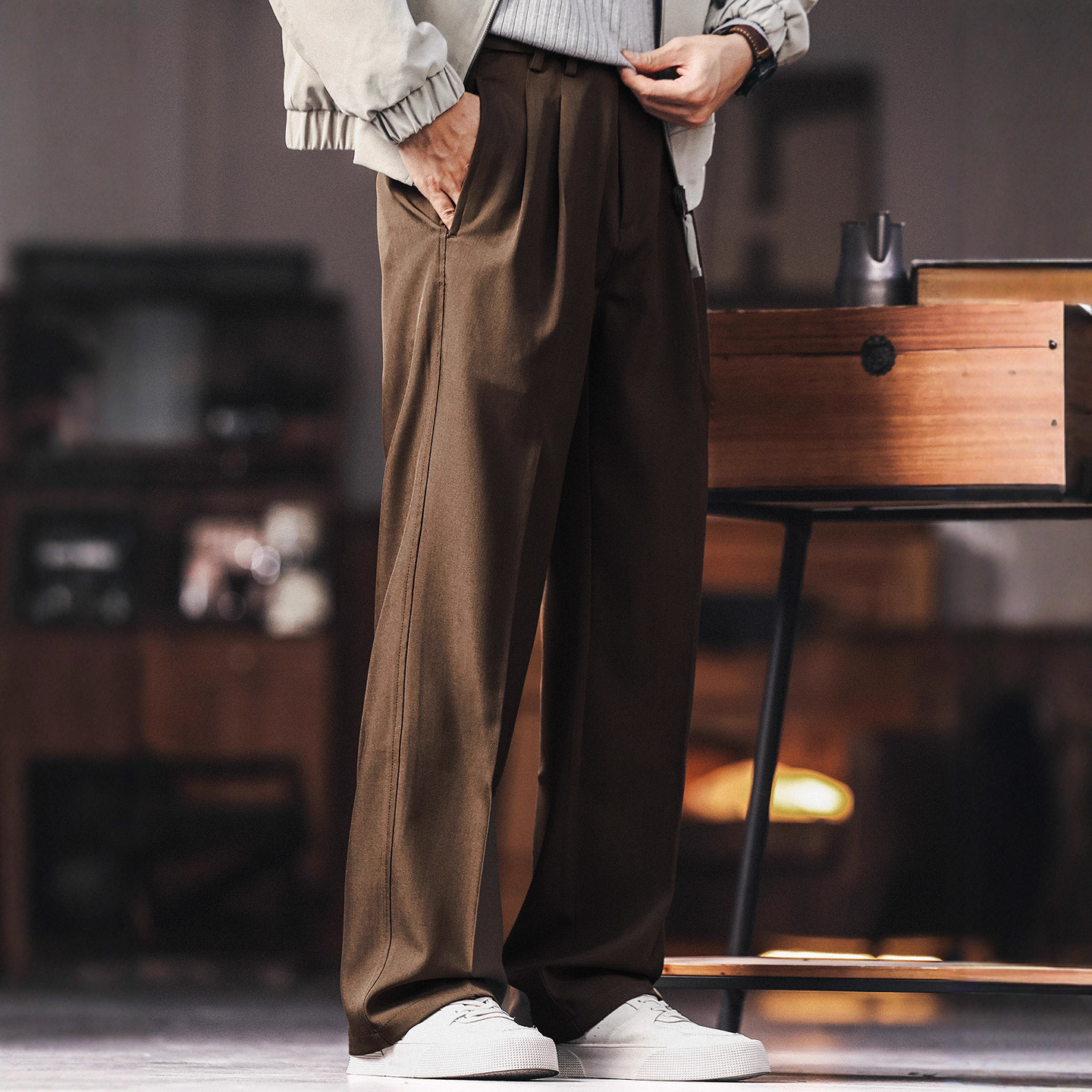 Hot high-end colgante sensación anti-arrugas pantalones rectos para hombres sueltos 2025 otoño pantalones largos casuales de piernas anchas
