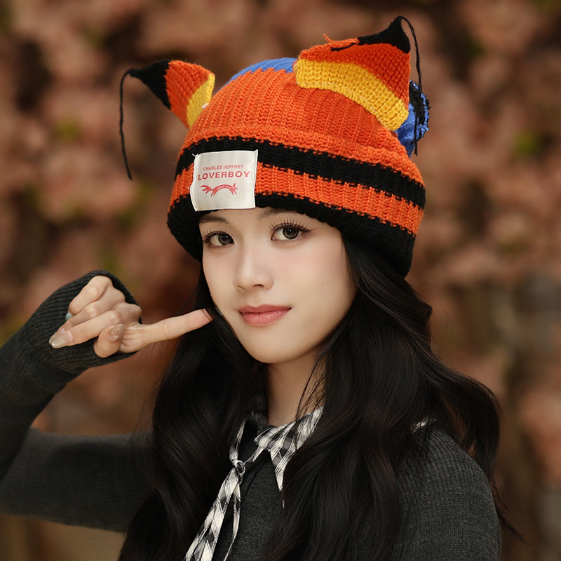 彩色条纹猪猪猫耳朵节庆帽子女秋冬休闲学生加厚保暖护耳冷帽跨境|undefined