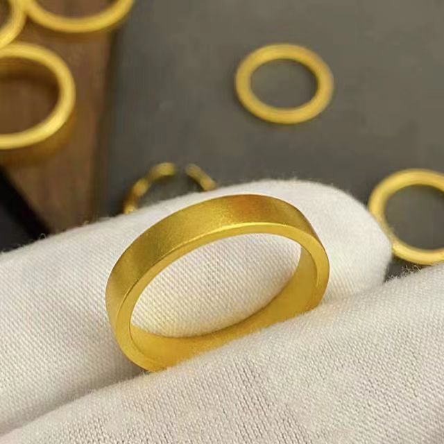 고대 금 반지 여성 (폭 4MM 더 우아한) 은 금 스트레이트 플레인 링 솔리드 골드 링을 상속받습니다.