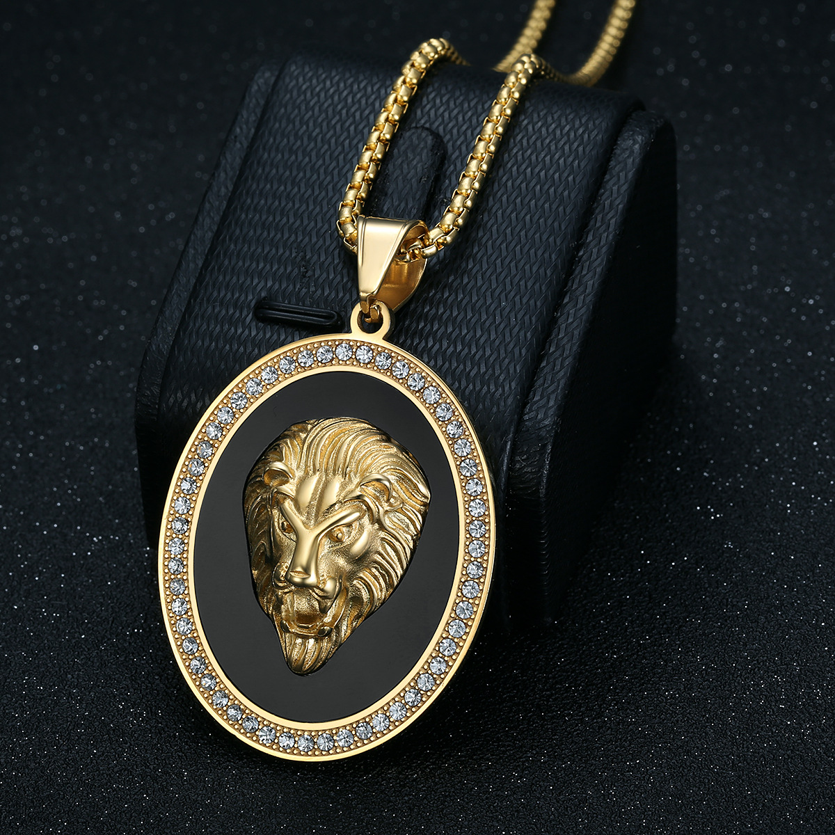 Oval, Lion Pattern Men's Gender Hip-Hop Oval Lion Titanium Steel Plating Rhinestones 18K Gold Plated Men's