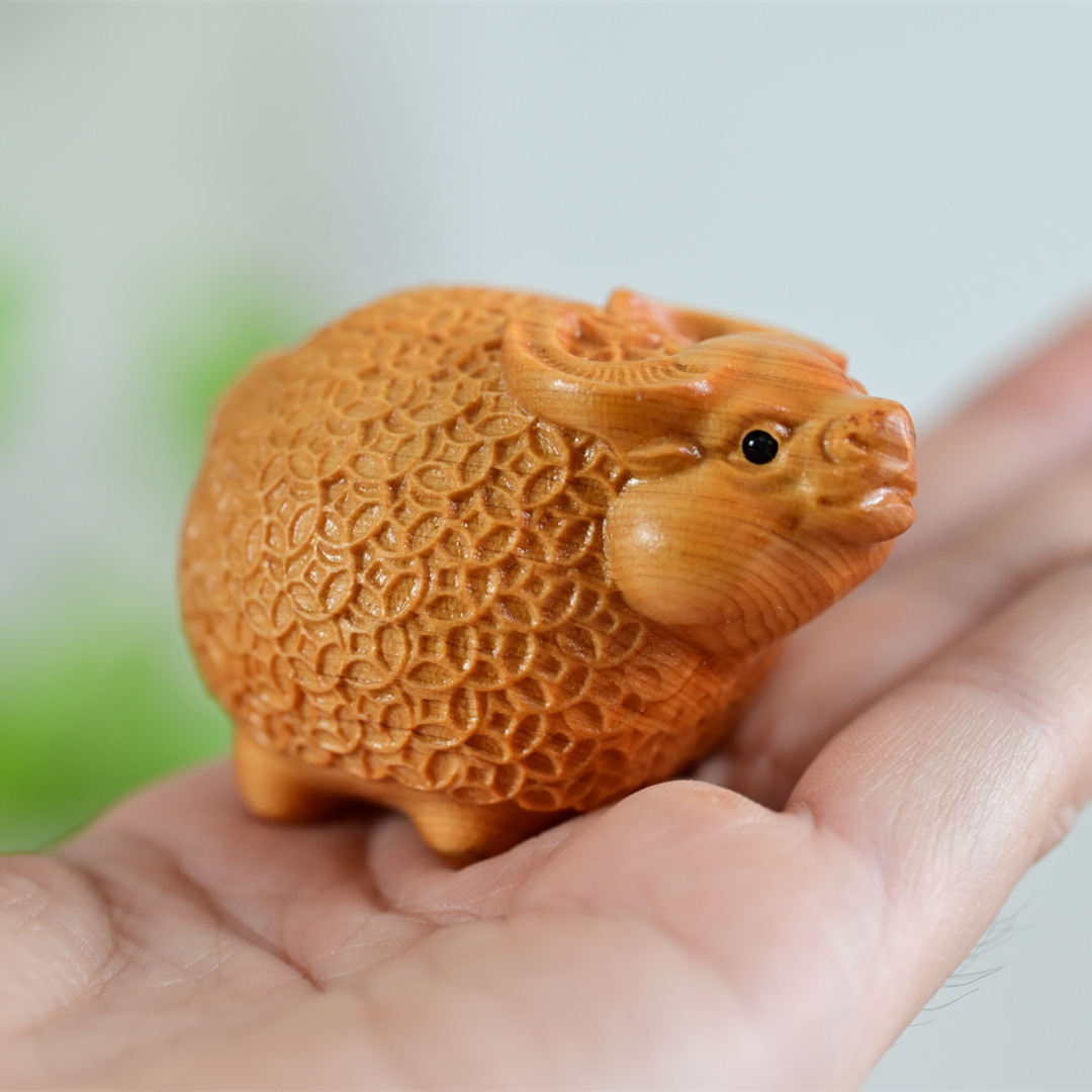 崖柏木雕刻手把件金錢牛把玩件實木生肖牛動物男隨身盤玩牛轉乾坤