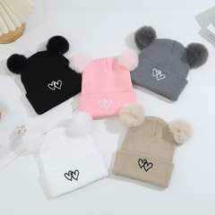 かわいいベビーニット帽、ダブルラブ刺繍、ダブルポンポンウール帽子、赤ちゃんの快適で肌に優しい暖かい防寒帽子