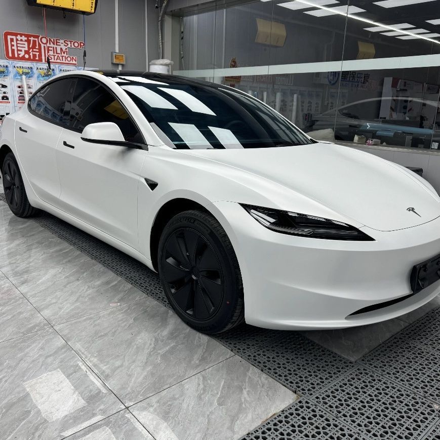 PET matte ceramic white car wrap film, full-body application for electric motorcycles, drop shipping available, protective film for touch-up
