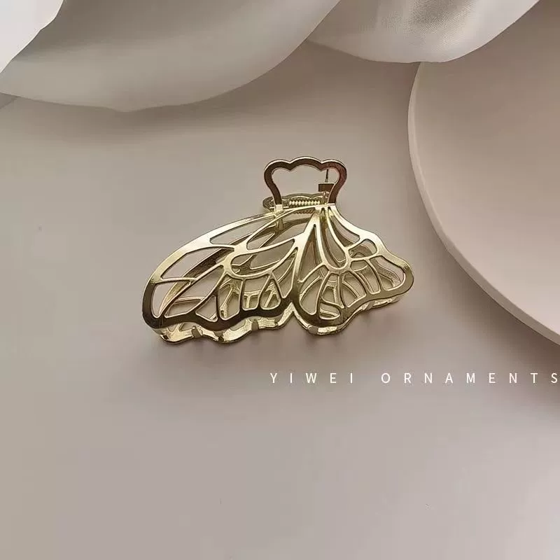 Заколка-бутонина с бабочкой, искусственный жемчуг и стразовый зажим для волос, легкая 8,85×8×4 см