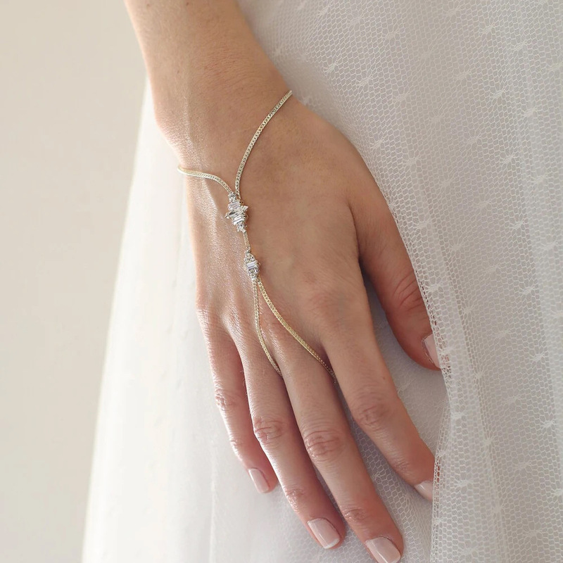 Cross-border New Square Multi-finger Bracelet Women's European and American Bride Wedding Simple Rhinestone Bracelet Fashion Prom Jewelry