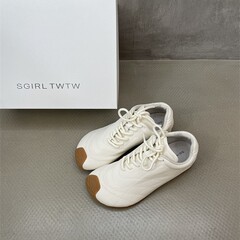 SGIRL TWTWシンプルで不規則なカジュアル軽やかな阿甘徳訓運動靴2025新型ランニング板靴女性