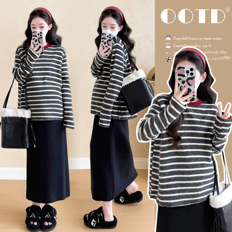 Maternity Wear 2025 Spring & Fall New Style Fashionable Stripesd Top + Skirt Two-Piece Suit Maternity Wear 2025 Spring & Fall New Style Fashionable Stripesd Top + Skirt Two-Piece Suit