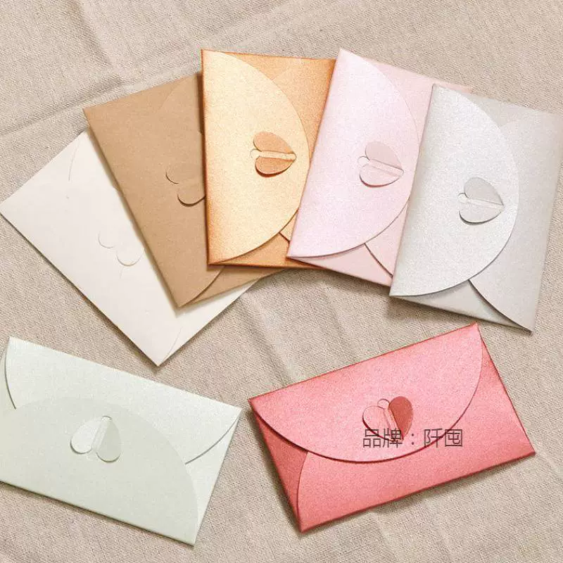 Membership card, small card holder heart shaped, bank card