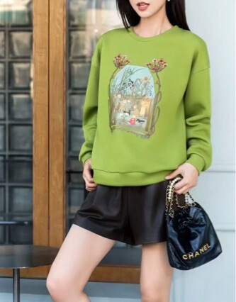 Shenzhen Nanyou 2026 Spring New Designer Original Round Neck Printed Beaded Korean Style Loose Fit Sweatshirt for Women