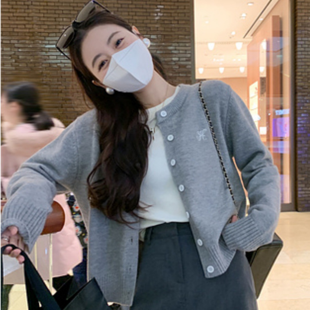 24 invierno Puyuan 2024 principios de otoño abuela Liu Yi viento suave camiseta corta de manga larga