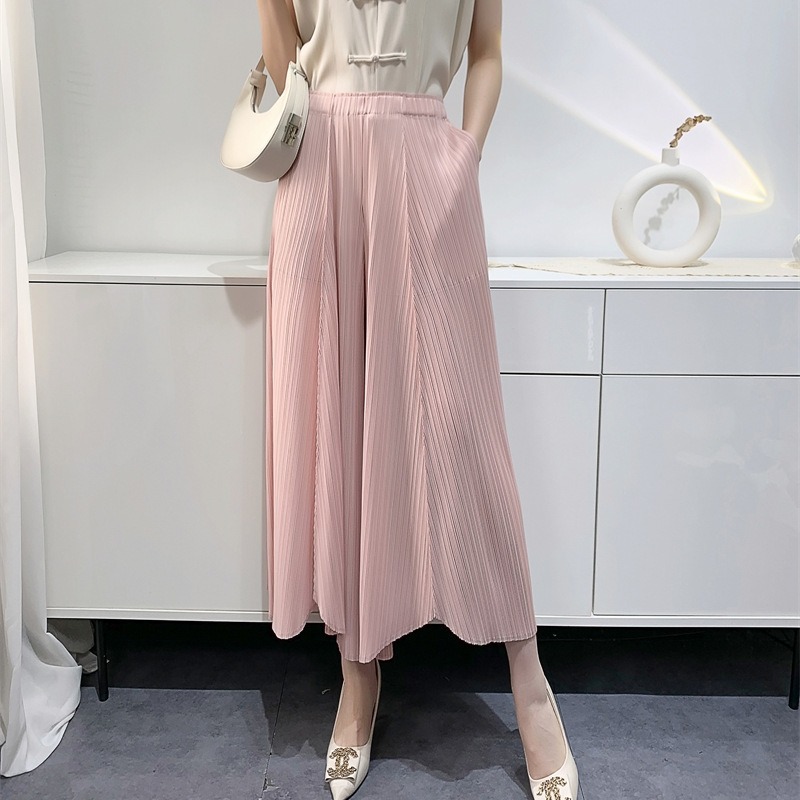 2024 spring and summer new pleated pants women's loose large size wide leg flared pants irregular comfortable casual foreign trade