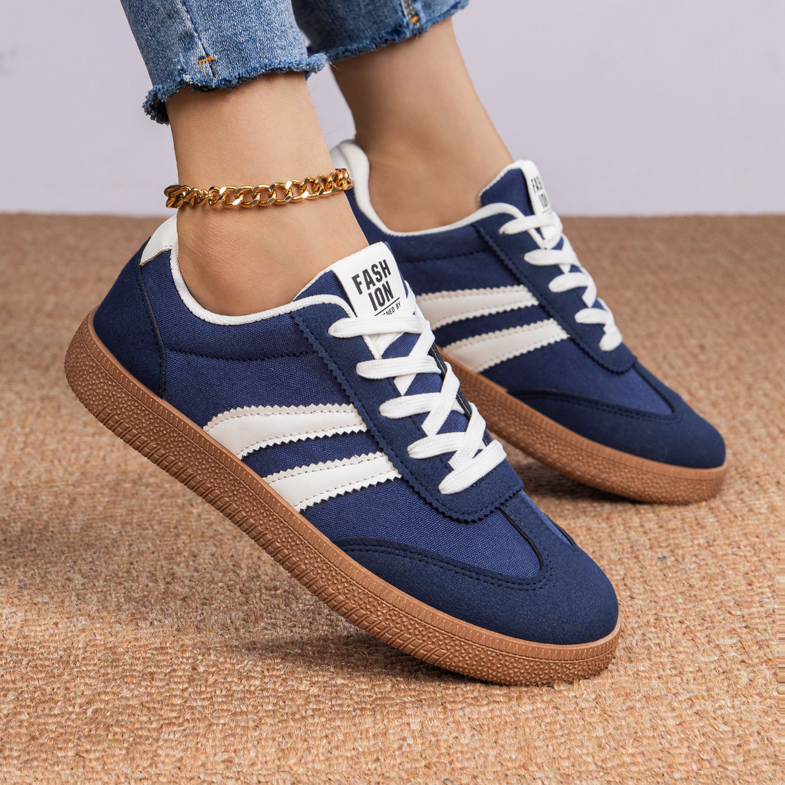 Zapatos de primavera de comercio exterior transfronterizo zapatos de mujer de suela suave ligera zapatos de entrenamiento alemán zapatos de mujer de altura ancha zapatos casuales de mujer
