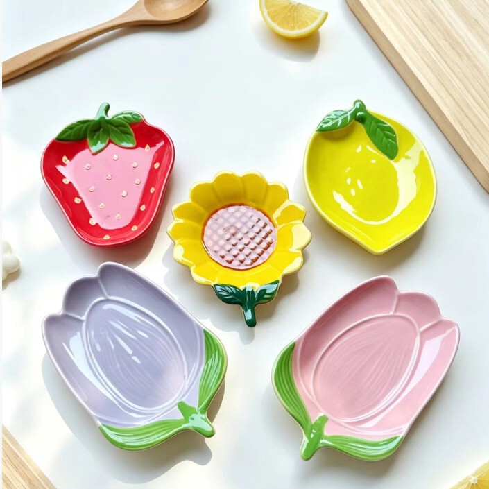 Exquisite and beautiful ceramic plates, ceremonial tableware, fruit plates, tea table snack plates, high-end trendy dessert plates