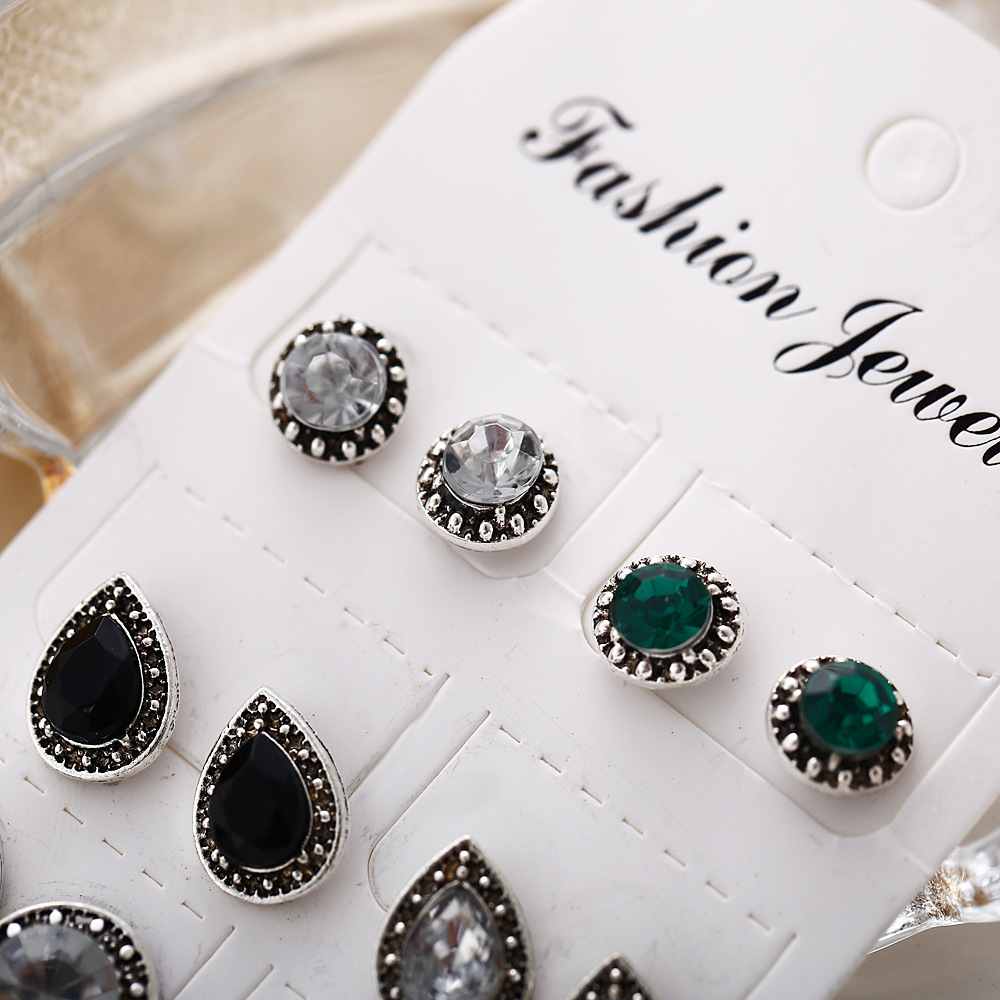 Simple Style Water Droplets Metal Plating Rhinestones Ear Studs 1 Set