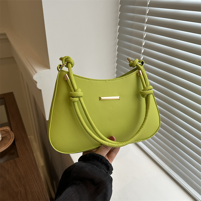 High-end portable armpit small square bag women's 2024 new fashion shoulder bag cross-border foreign trade hair messenger bag