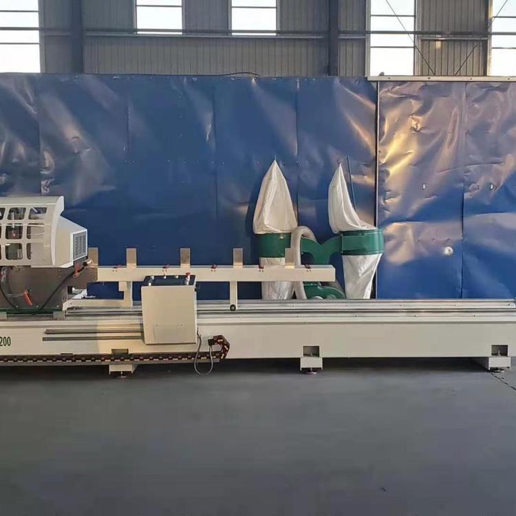 Sierra de corte de tres extremos de puerta deslizante Puente roto Puerta de aluminio Equipo de ventana de puerta deslizante Sierra de tres extremos de puerta deslizante