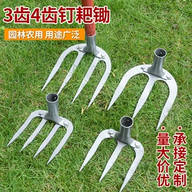 锄头;耙子;铲子