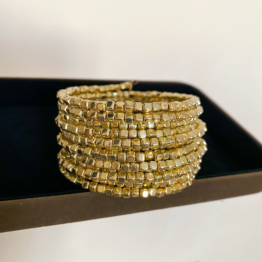 Pulsera 81 - dorada - redonda
