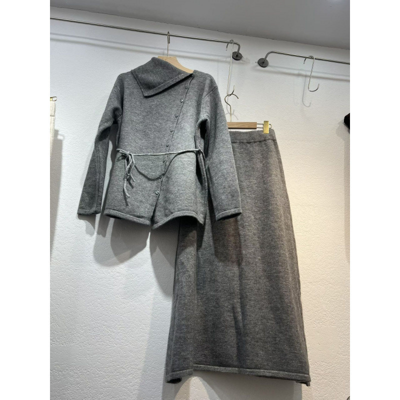 秋冬新款设计感慵懒风套装女宽松系带针织衫上衣＋半身裙两件套