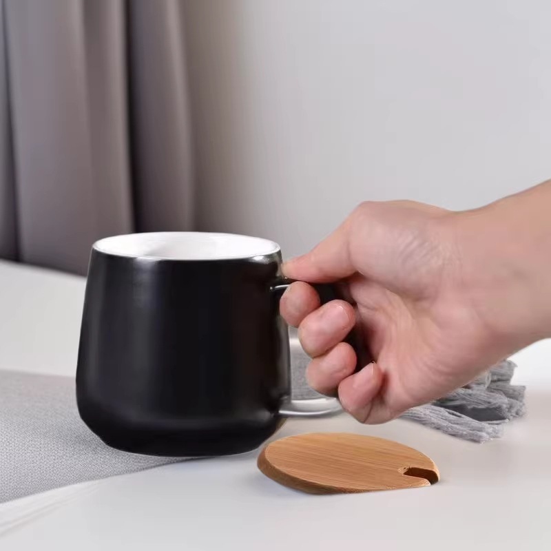 Tazza lussuosa e minimalista, tazza da caffè di grande capacità con incisione a prezzo accessibile, tazza da colazione in ceramica_voghion.com