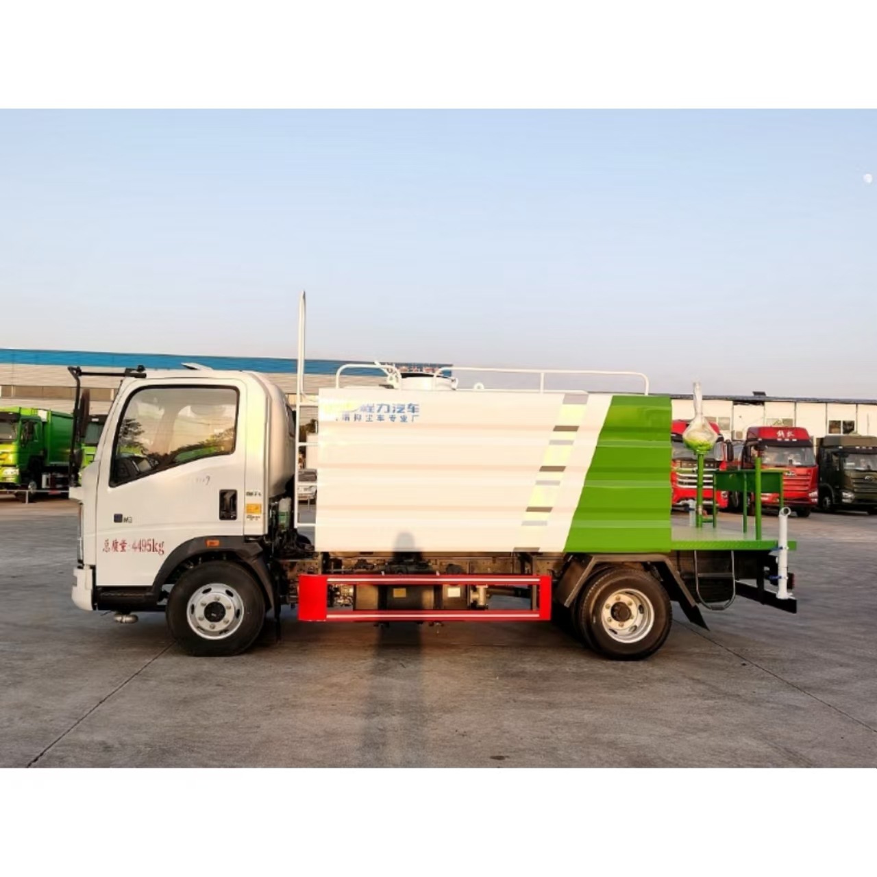 Chengli Brand Cl5047Tdy6Yc Multifunctional Dust Suppressor Truck with Class C License Can Be Used as a Heavy-Duty Howo 7-Ton Blue License Plate Sprinkler Truck