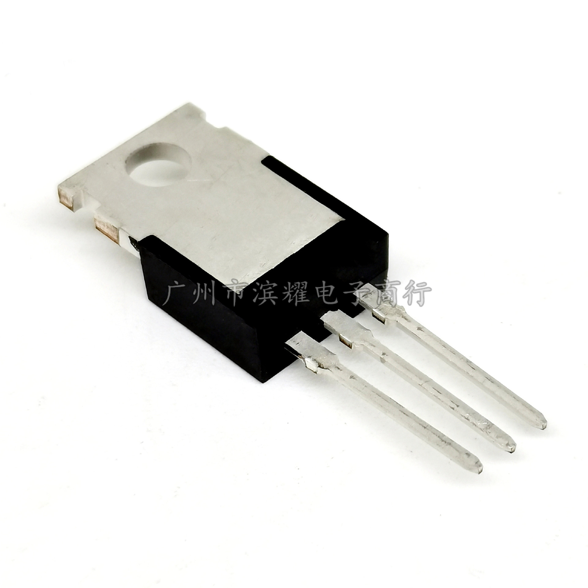 国产大芯片 KA7805/7806/7808/7809/7812/7815/7818 直插三极管