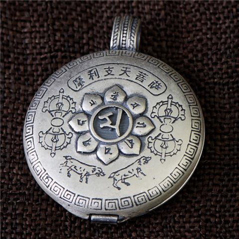 Pendant send black rope