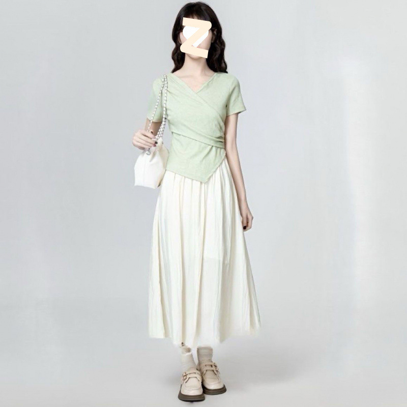 グリーンカラー半袖シャツ女性の夏の新しいスタイル不規則なクロスウエスト痩身右肩Tシャツショートトップ|undefined