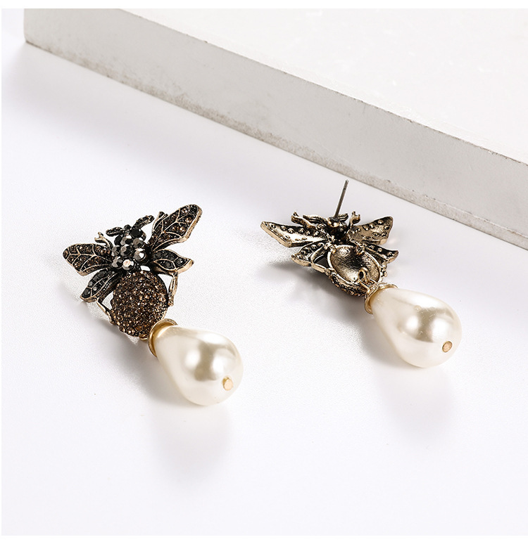 Retro Bee Imitation Pearl Alloy Inlay Rhinestones Womenu0027S Drop Earrings 1 Pair