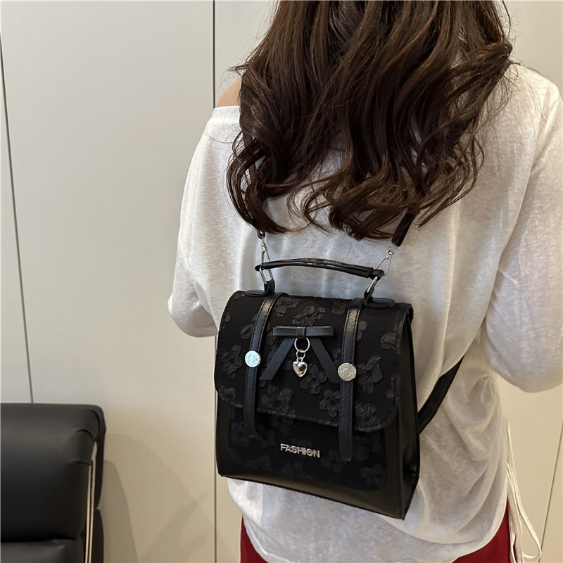 Women's Casual Backpack Shoulder Bag Trendy Commuter Daypack_voghion.com